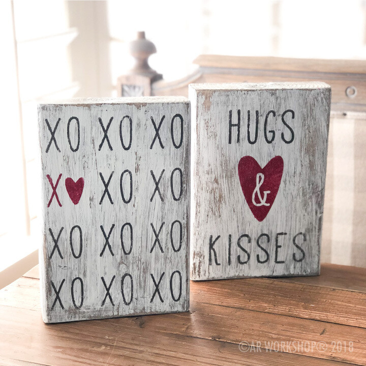 Hugs & Kisses Mini Block Set