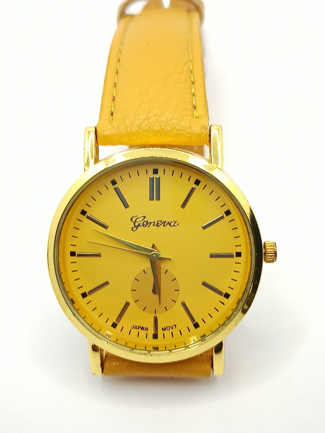 Geneva leather gold case wristwatch