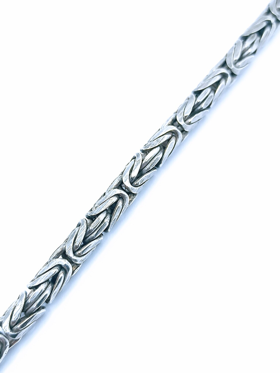 Silver 925 mens byzantine bracelet, MODEL-SIZE: 1 Bracelet  thickness : 0.5cm   Bracelet Length: 21cm   Weight:  36.7gr.