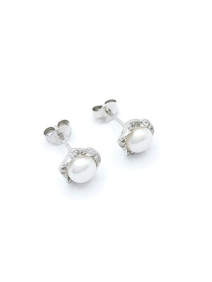 Silver 925 pearl stud earrings