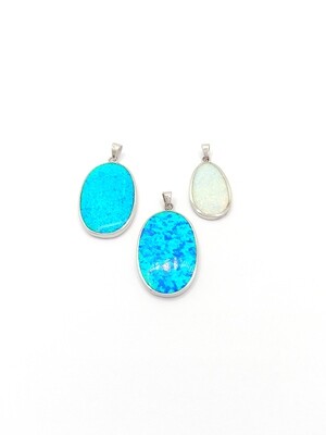 Silver 925 Opal blue or white oval pendant