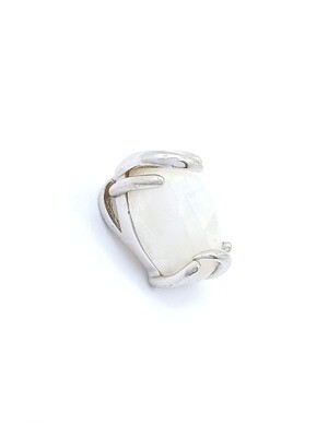 Silver 925 modern moonstone pendant
