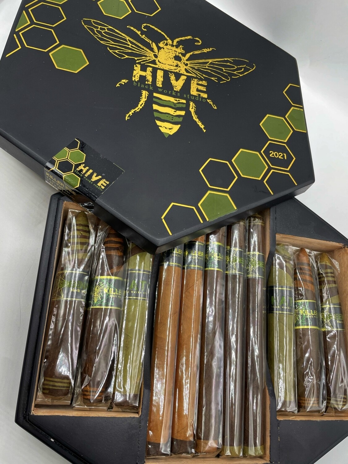 Black Label The Hive Gift Set