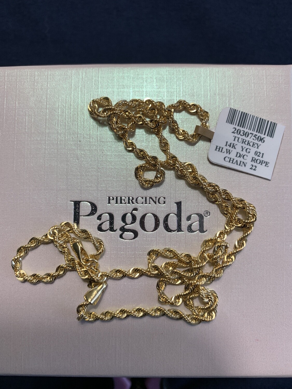 14K Yellow Gold Rope Chain, 22 inch HLW Diamond Cut 3.25 Grams By Pagoda Retailers