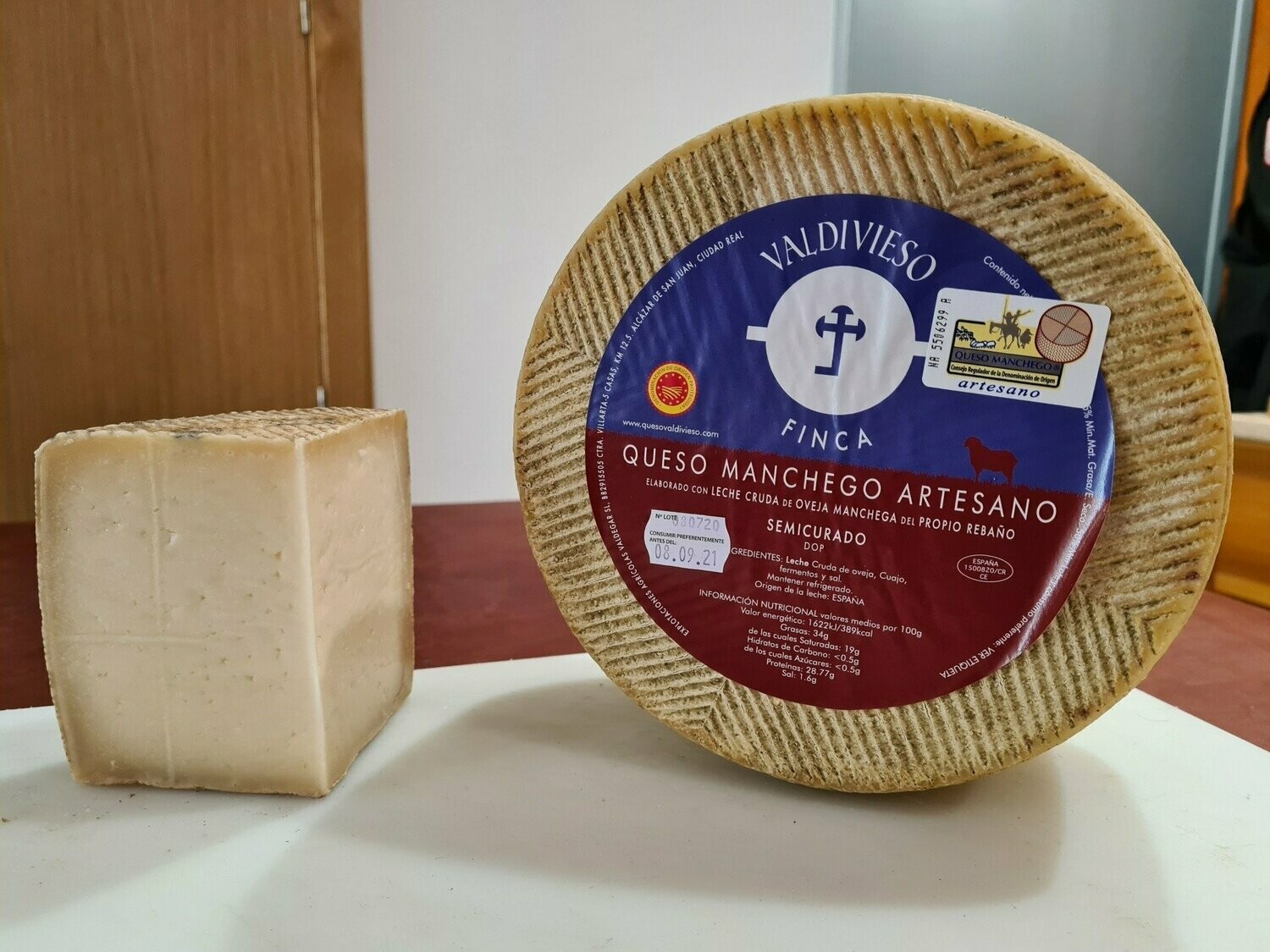 Queso Semicurado Entero
