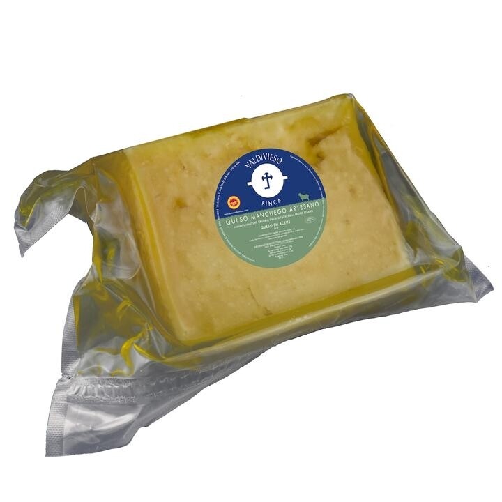 Queso Manchego Artesano Curado DOP en Aceite Oliva Virgen Extra