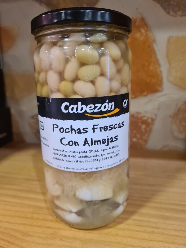 Pochas con Almejas