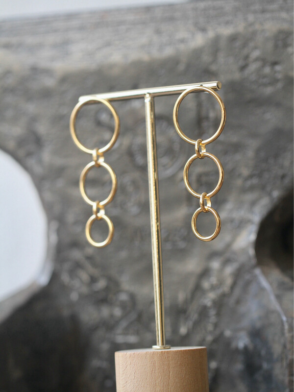 GLAM BAM earrings