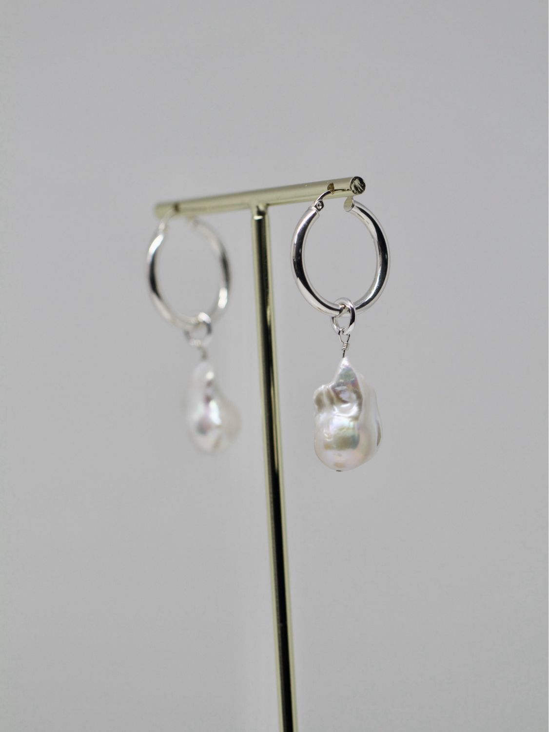 FAT PEARL Creoles