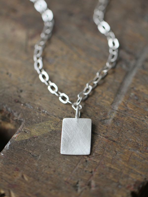 SCRATCHED TAG necklace