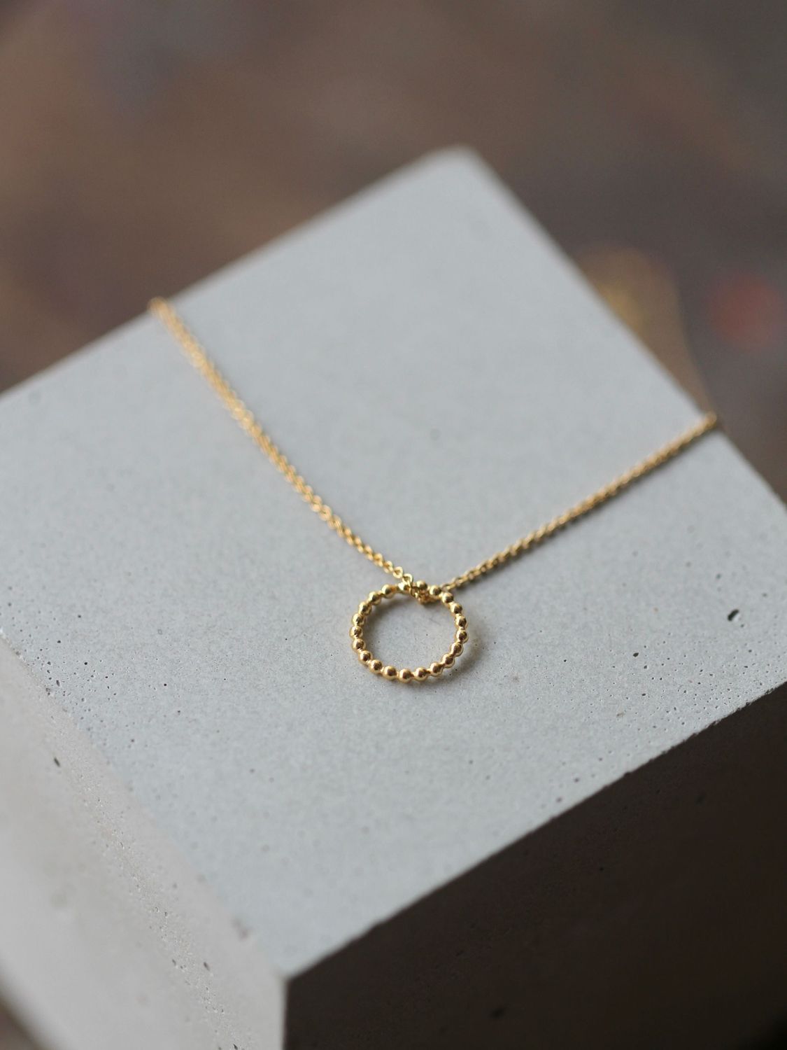 TINY DOTS necklace