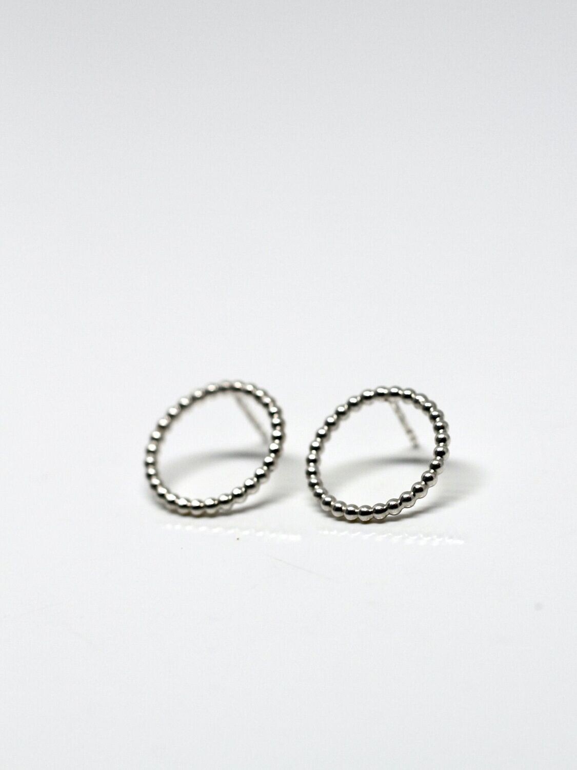 DOTTED LOOP earrings