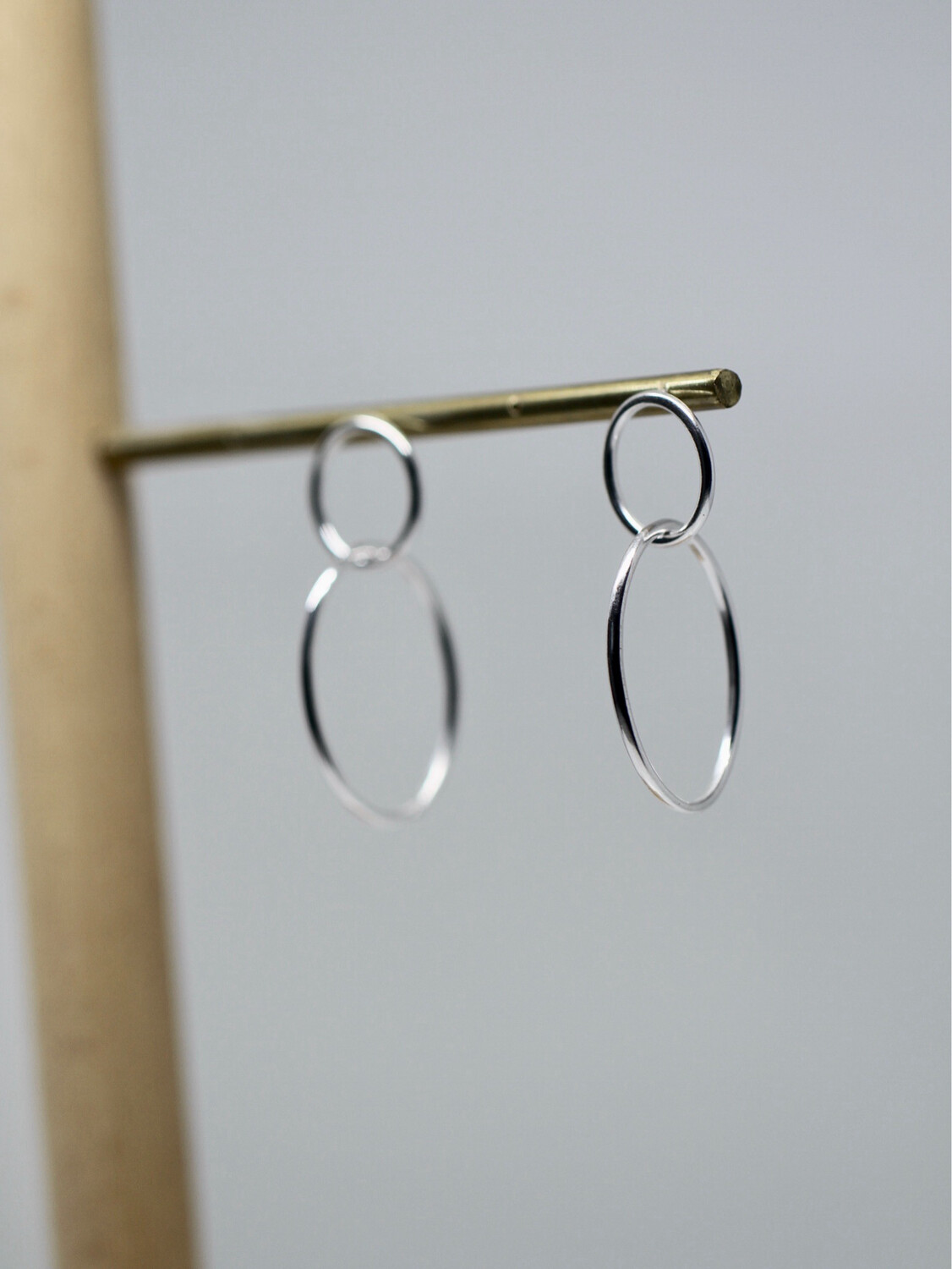 OVAL HOOPS earrings