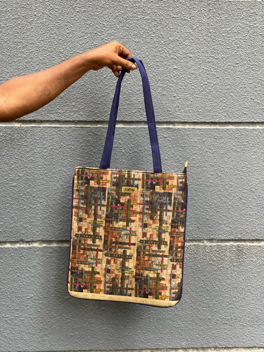 Electronic City Tote