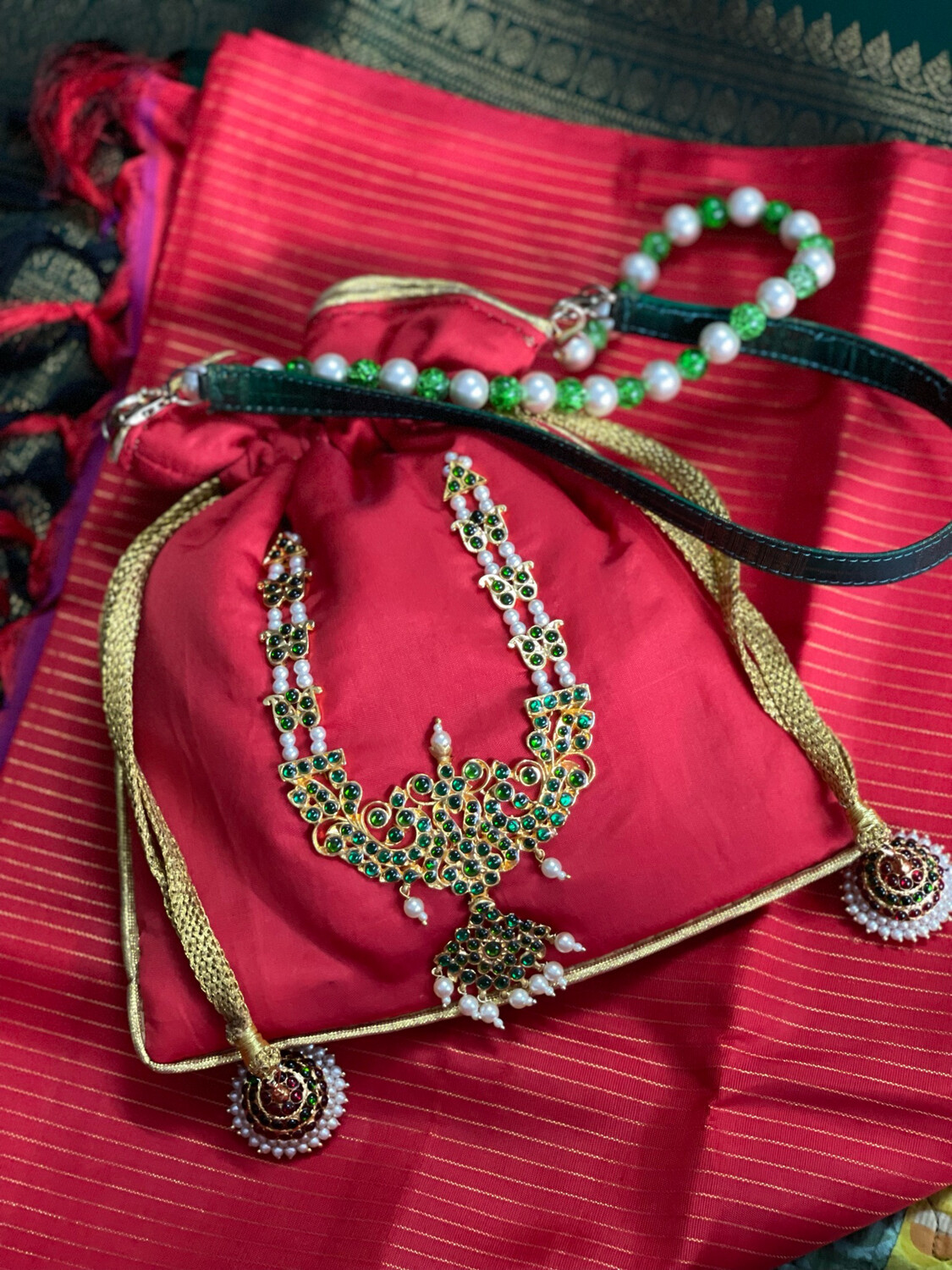 Red Potli And Green Haram