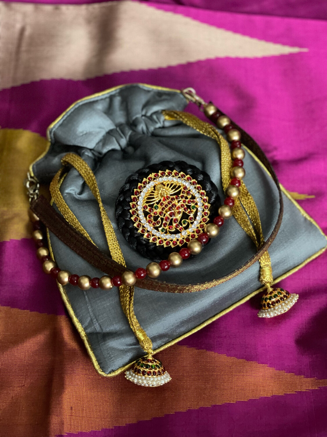 Grey Natraja