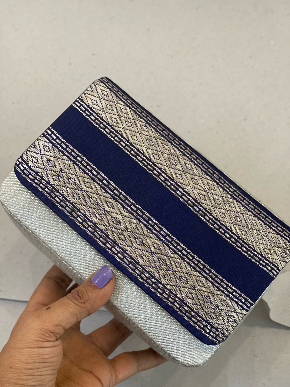 Retai Pettu Navy Blue