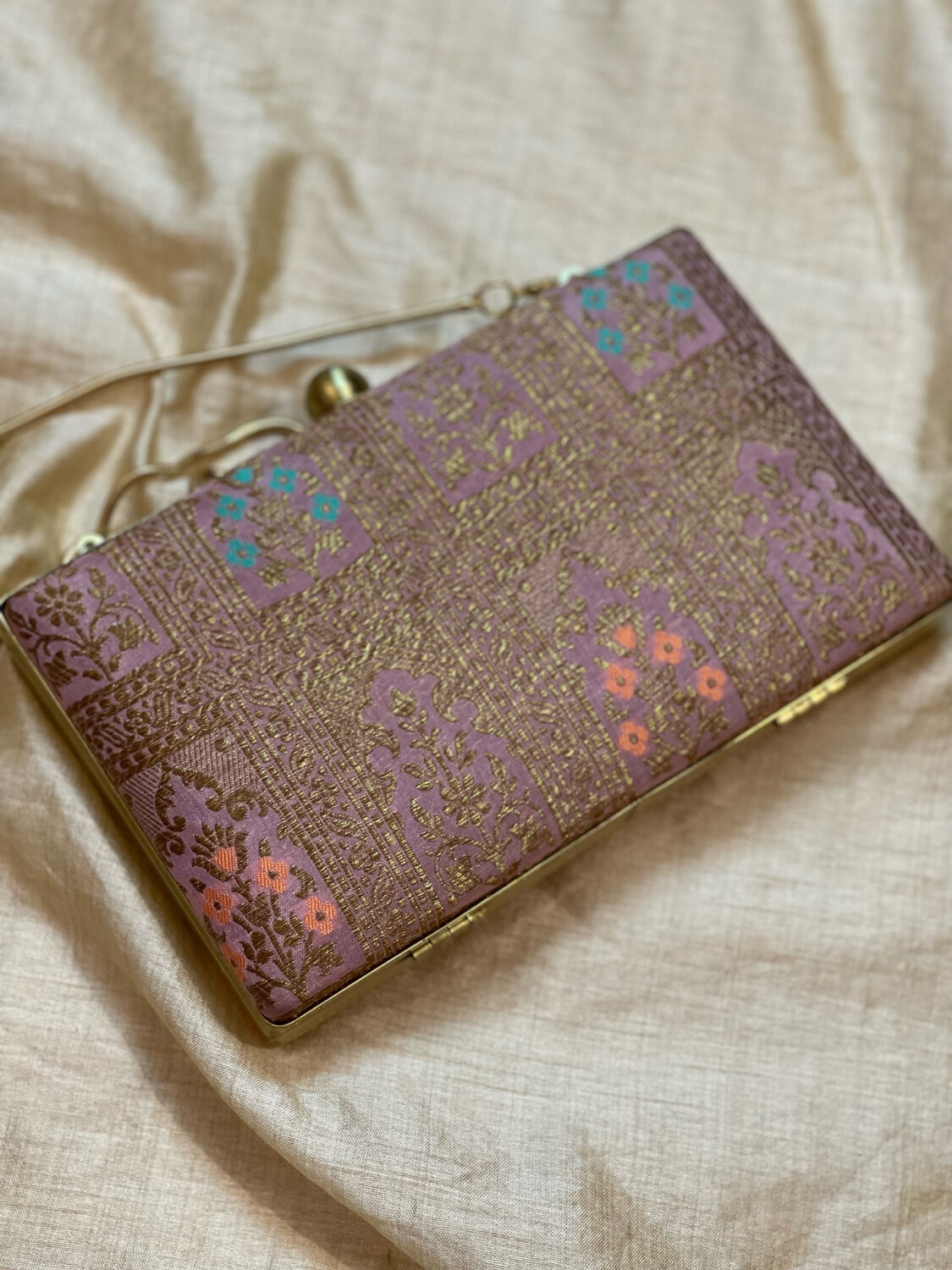 Mauve Pink