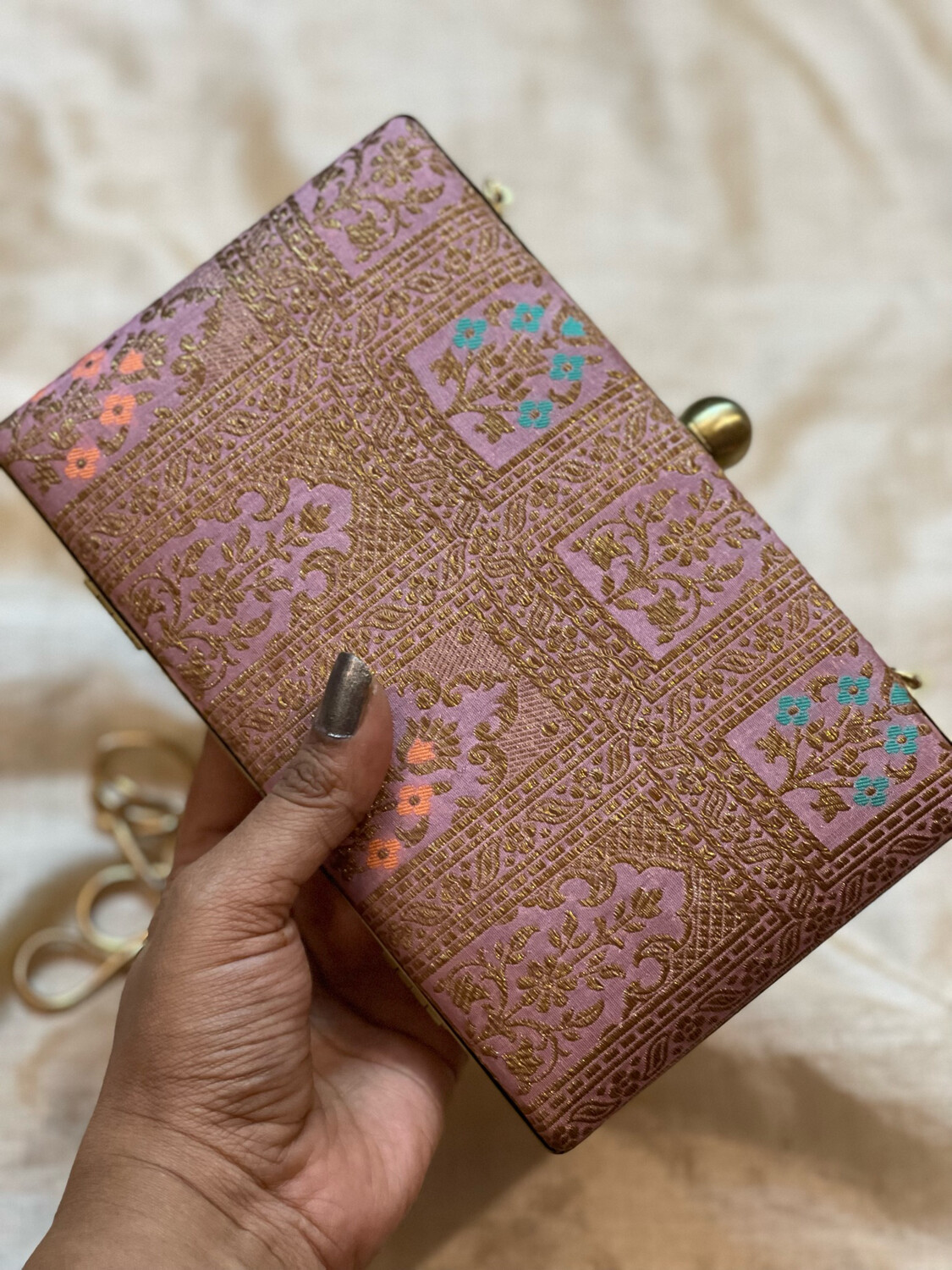 Mauve Pink