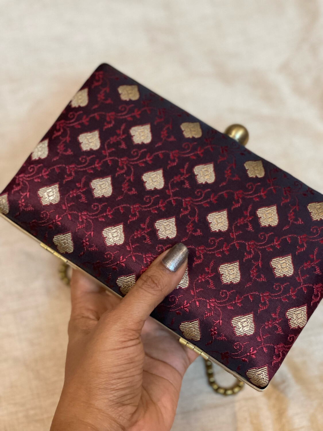 Maroon And Black Tanchoi