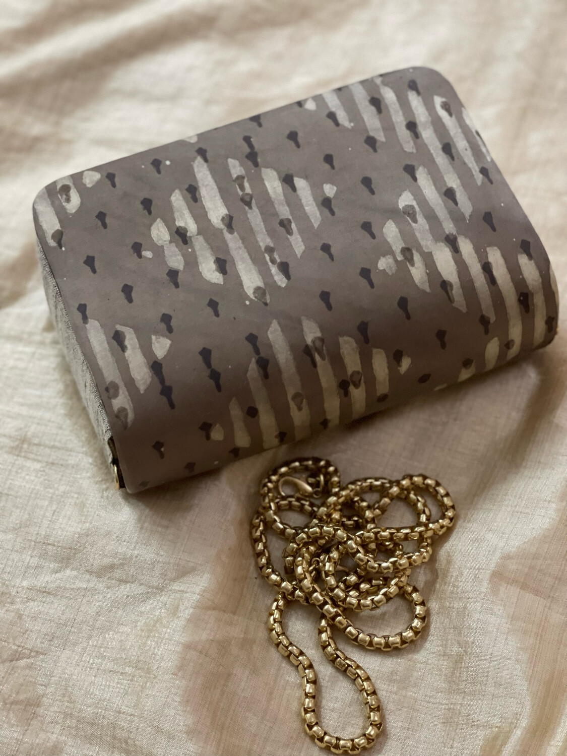 Rain Drops Beige