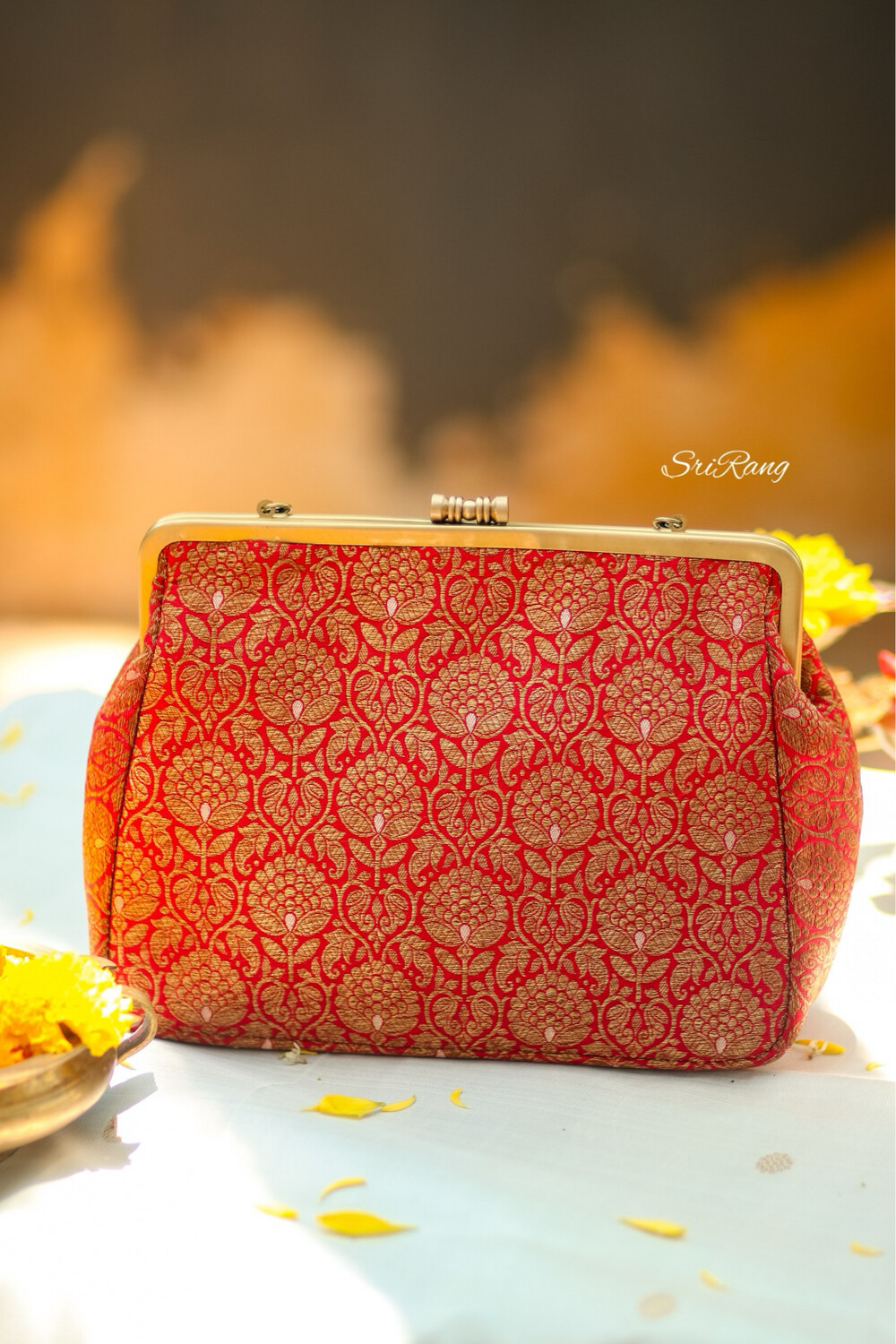 Red Kashi Banarasi Big Damru
