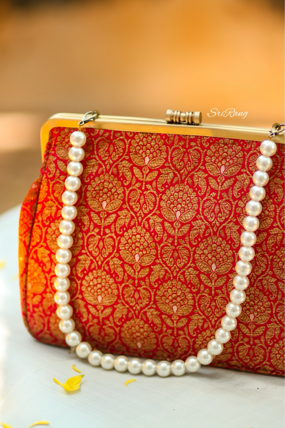 Red Kashi Banarasi Big Damru