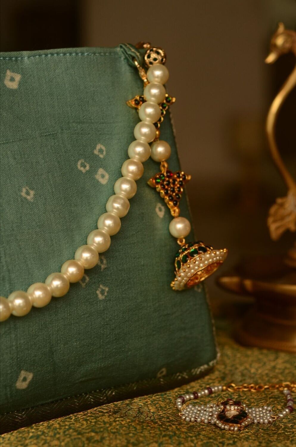 kutni bandhini iced blue gajji
