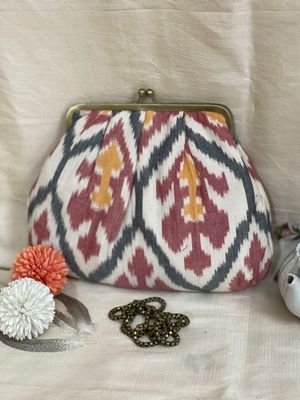 White &amp; Red Ikat Cotton Money Purse