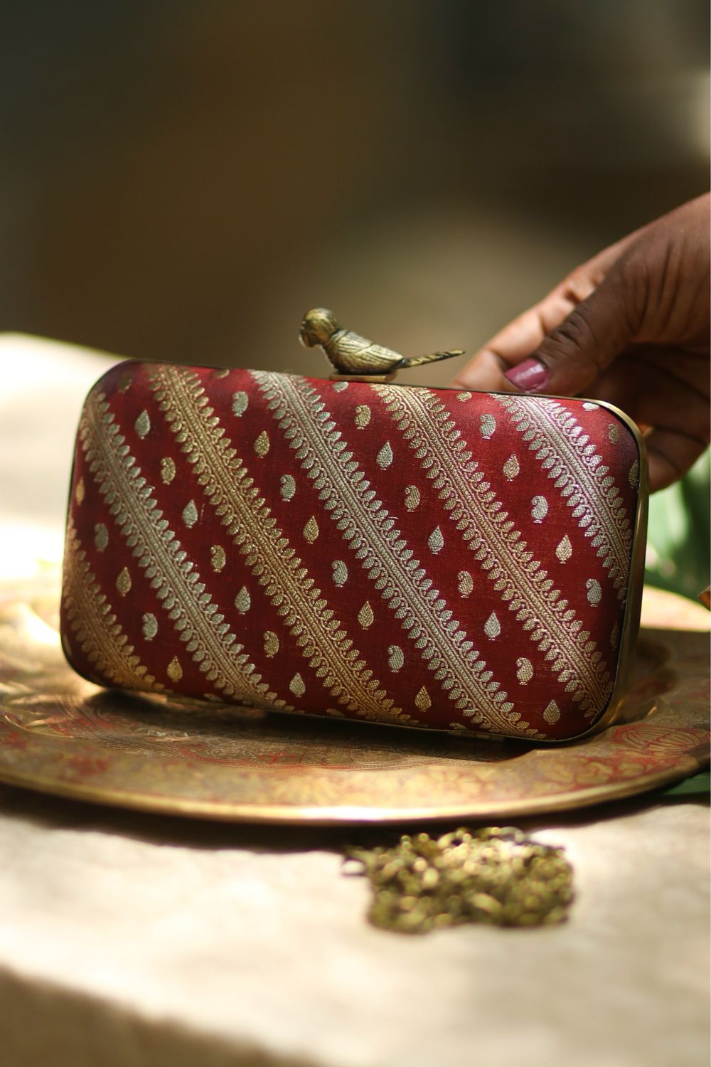 Acacia (pakku Brown ) Meenakshi