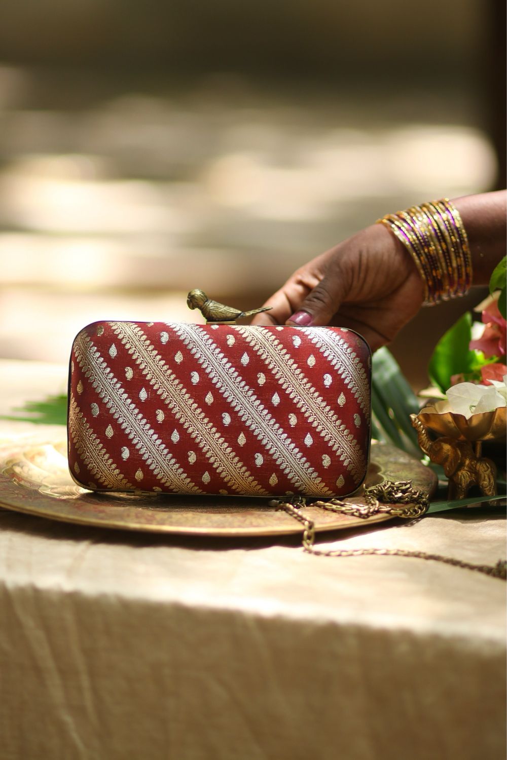 Acacia (pakku Brown ) Meenakshi