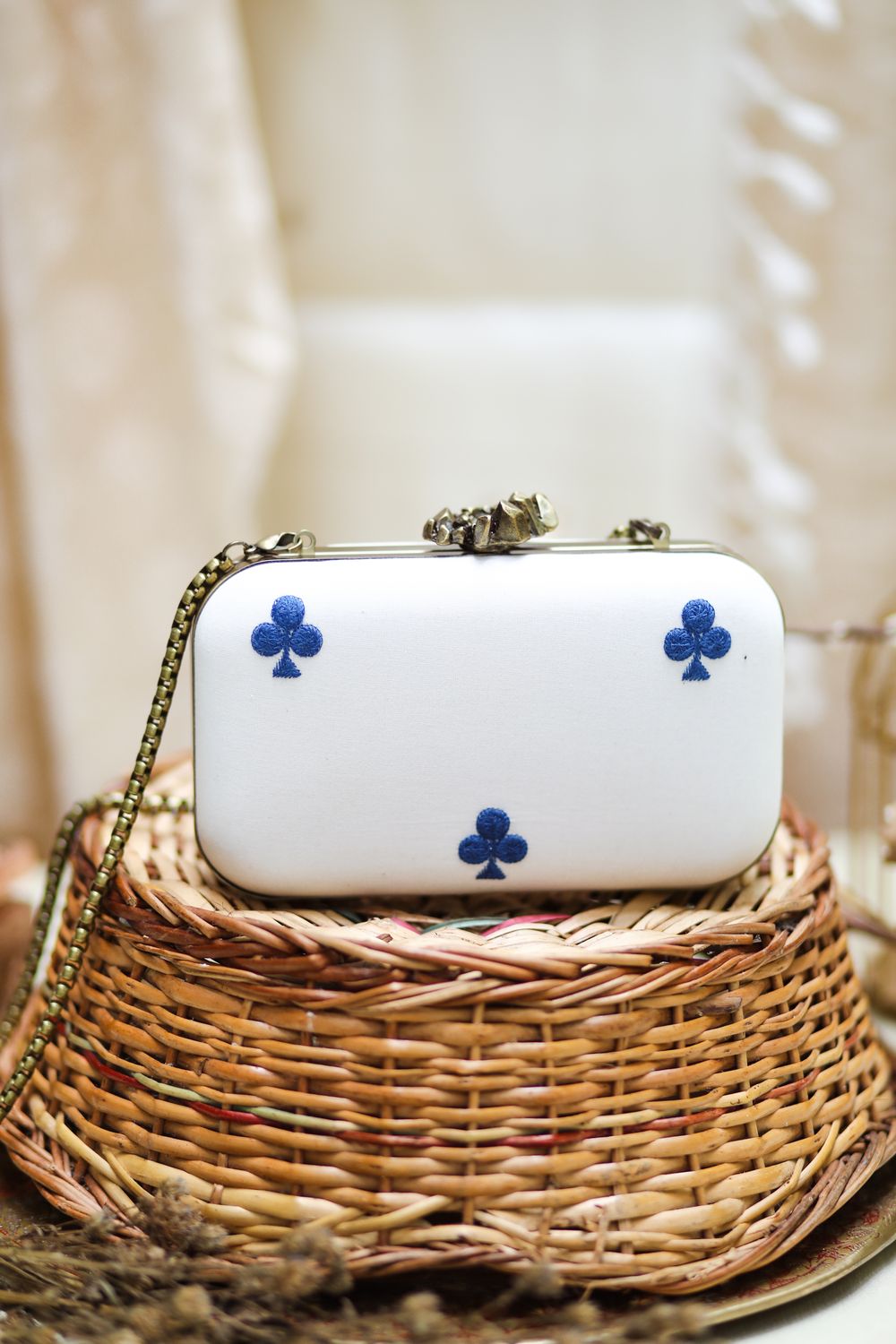 Clubs Charm