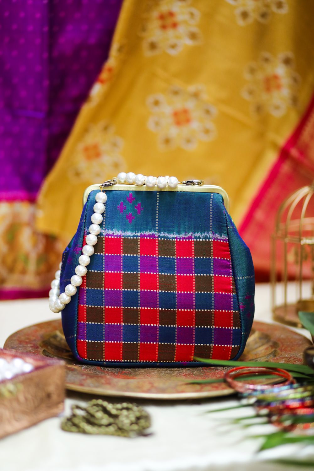 Mayil Kazhithu With Multi Kattam Small Damru