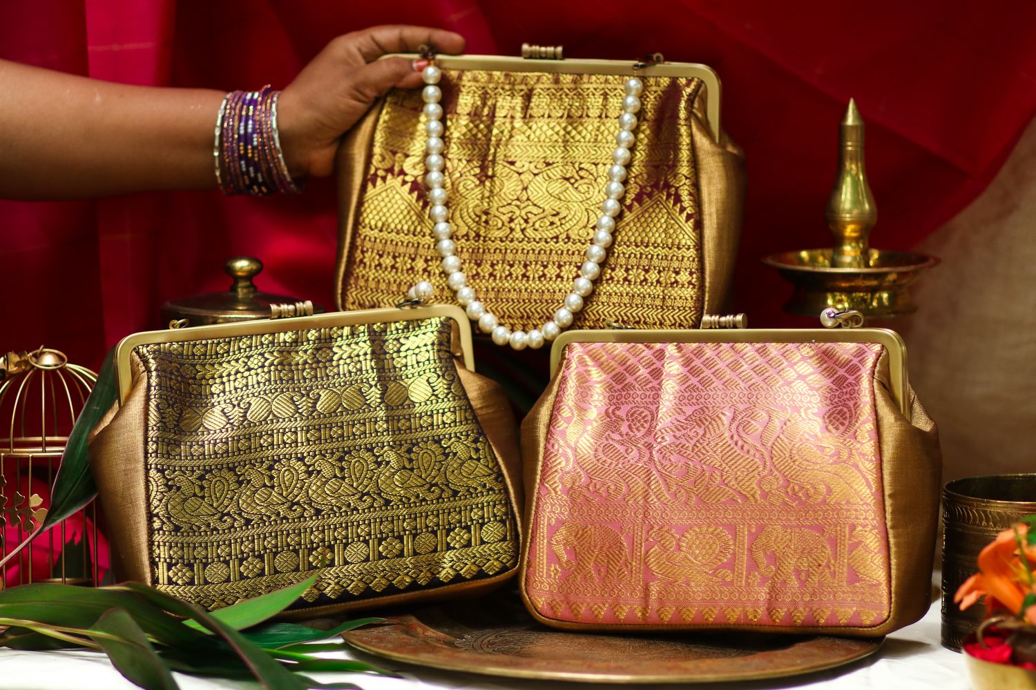 Kanchivaram Baby Pink Varisaipettu