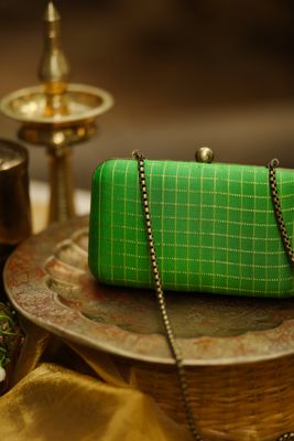 Parrot Green Kottadi Kattam