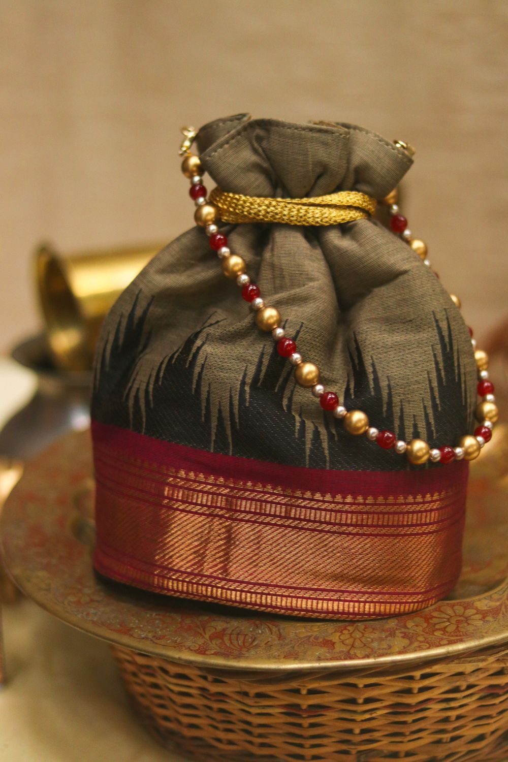 Black Potli