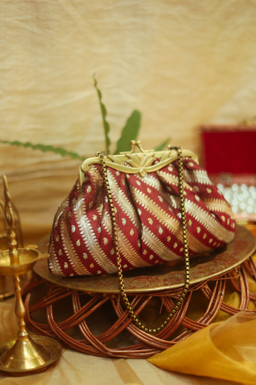 Acacia pakku&amp;Brown Kamalam