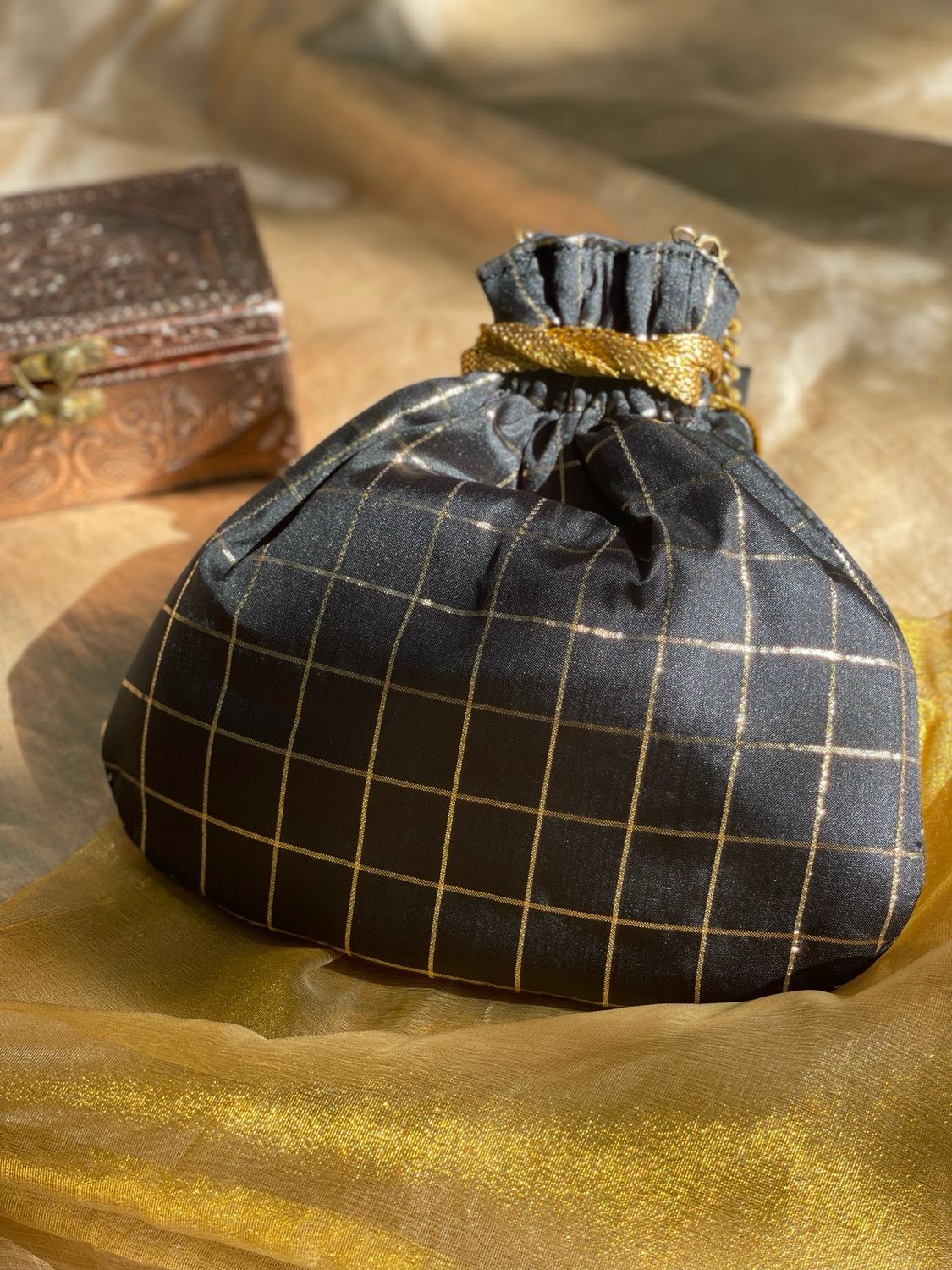 Black Kottadi Potli
