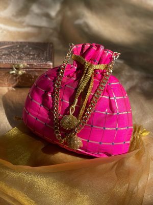 Rose Potli