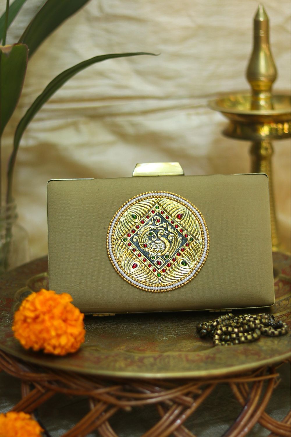 Muted Gold Tissue Single Mayil
