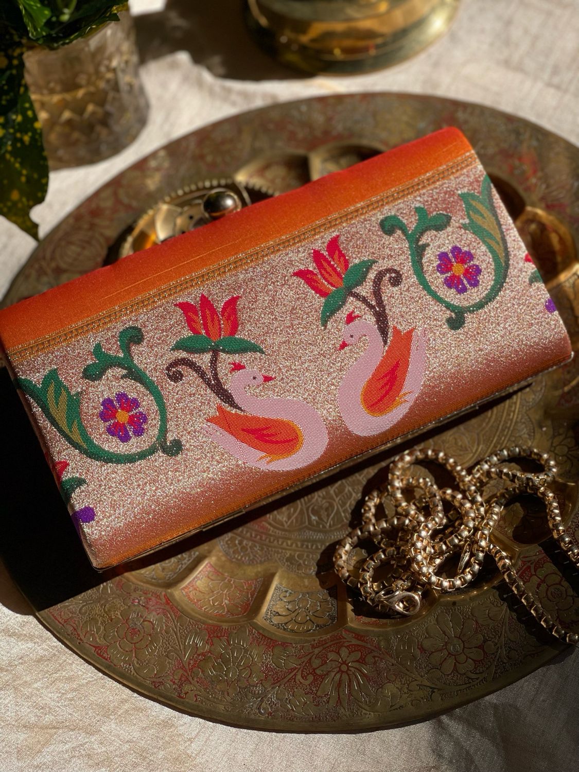Mitai Orange Swan