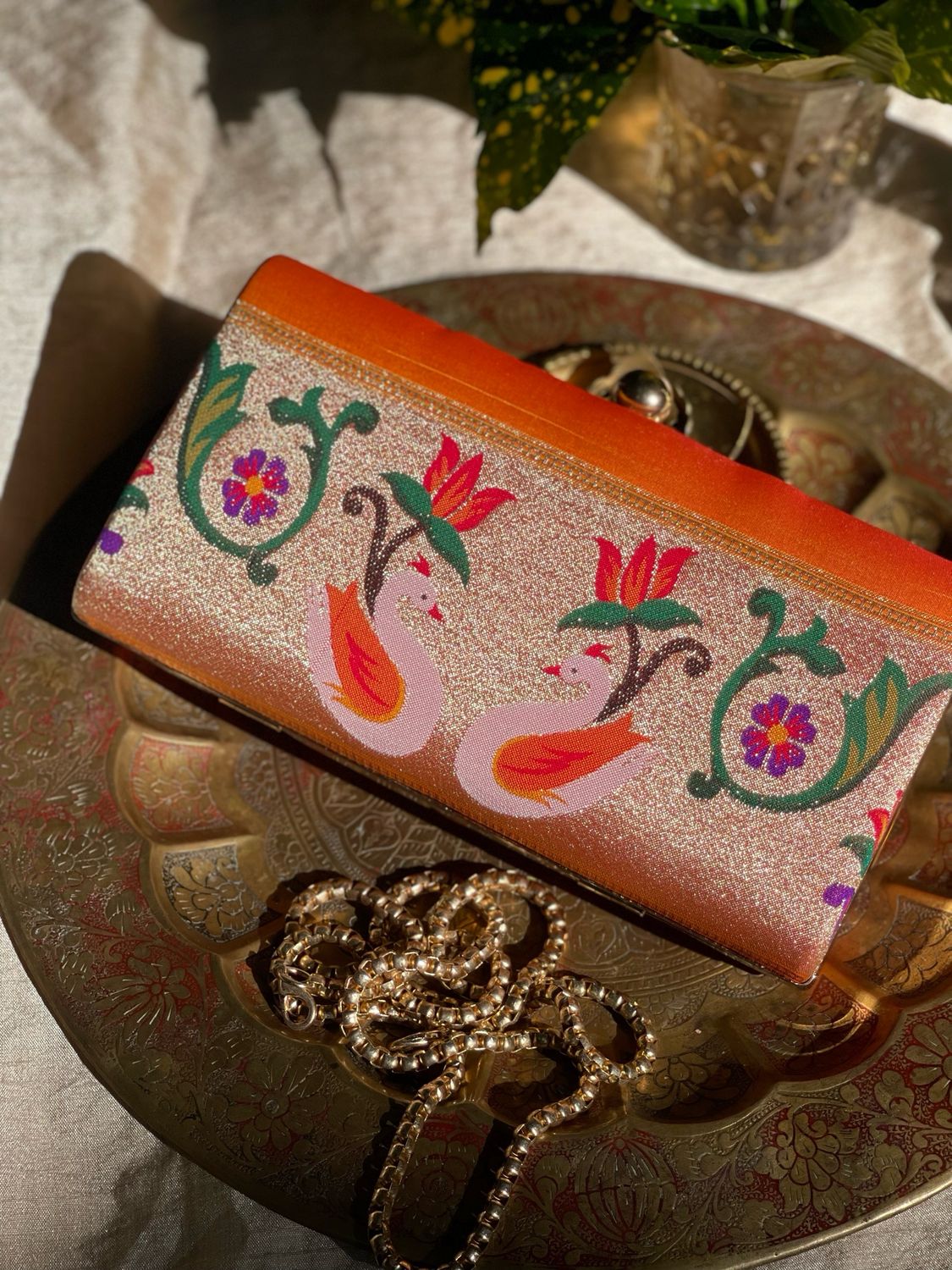 Mitai Orange Swan