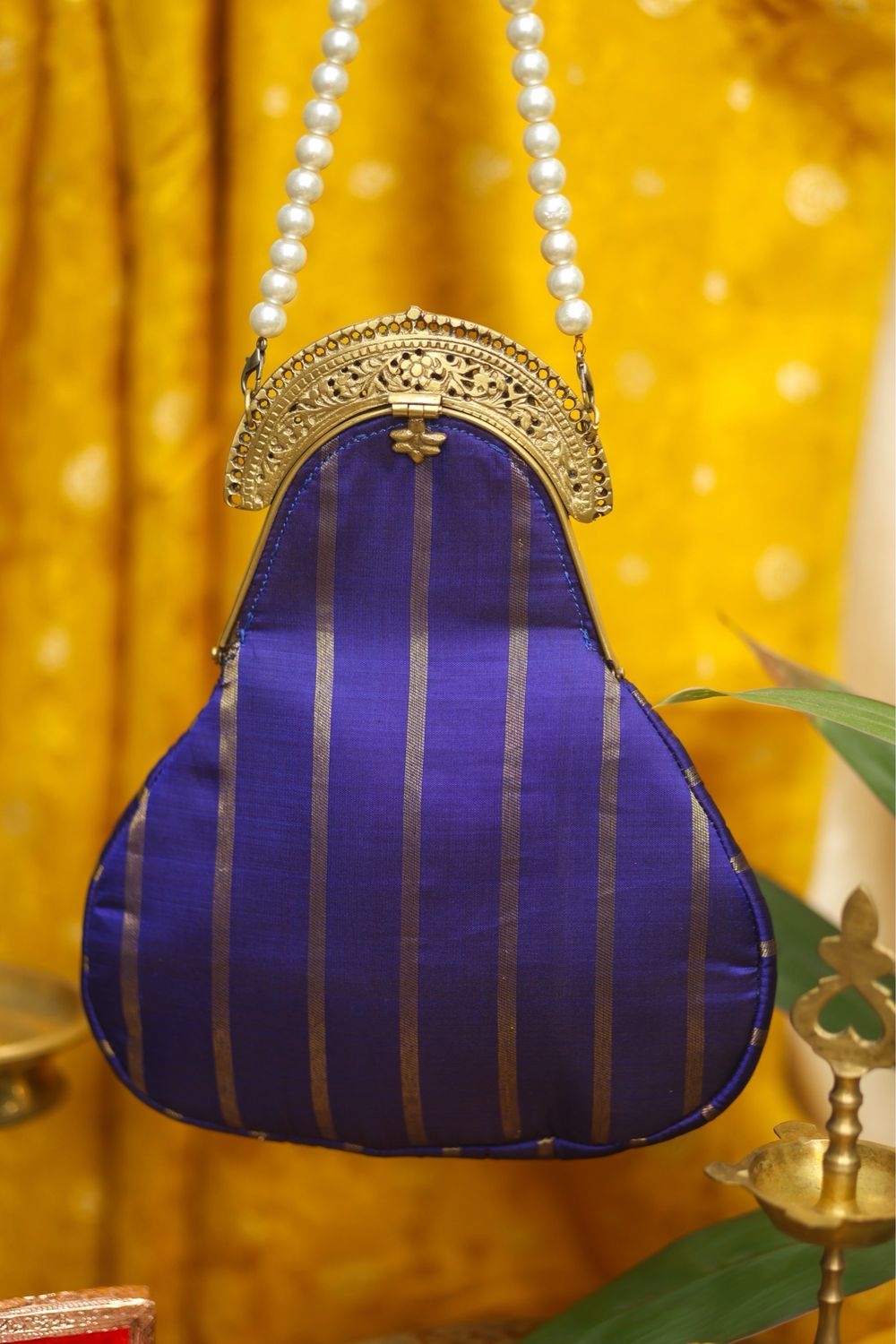 8 Kol Bluish Violet Nangai