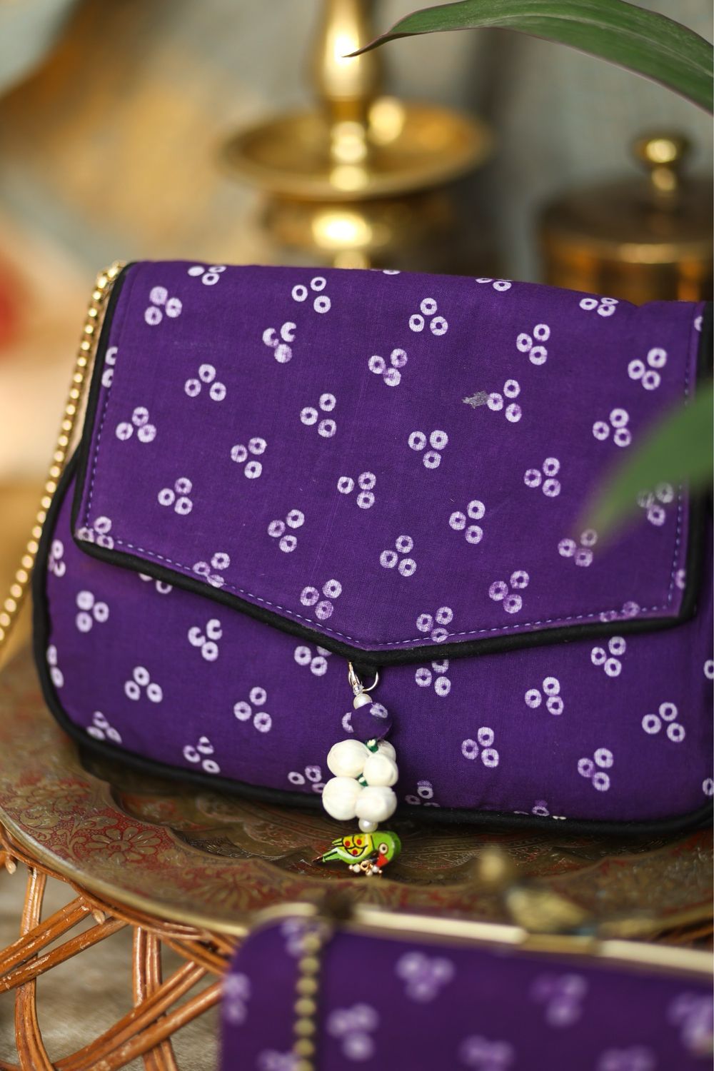 Mukkatu Violet