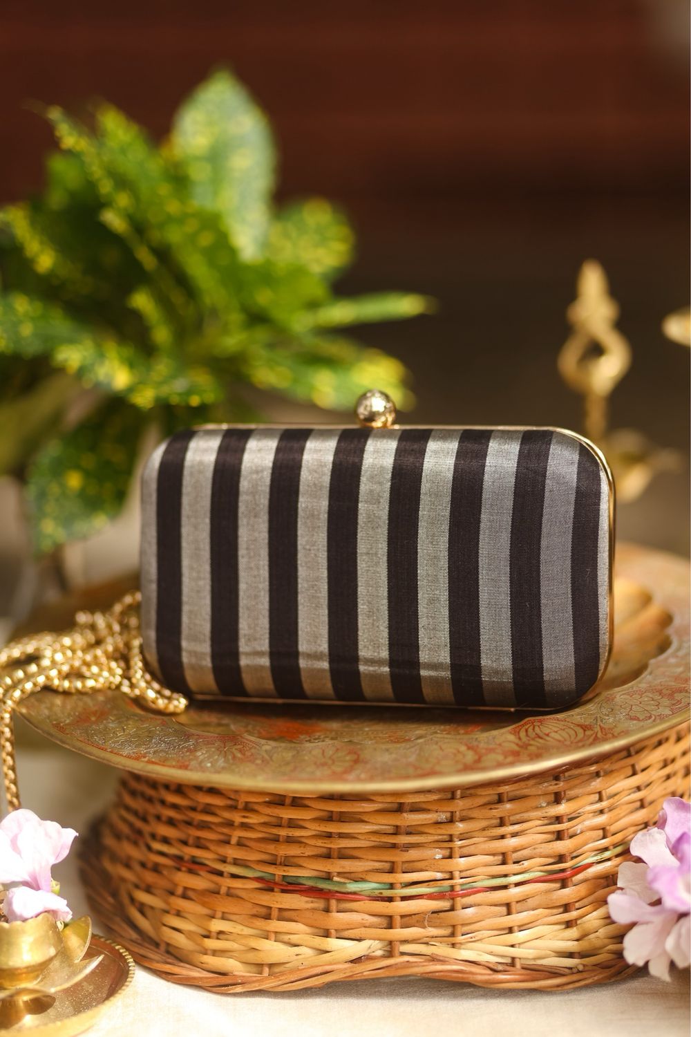 Black Stripes Tissue