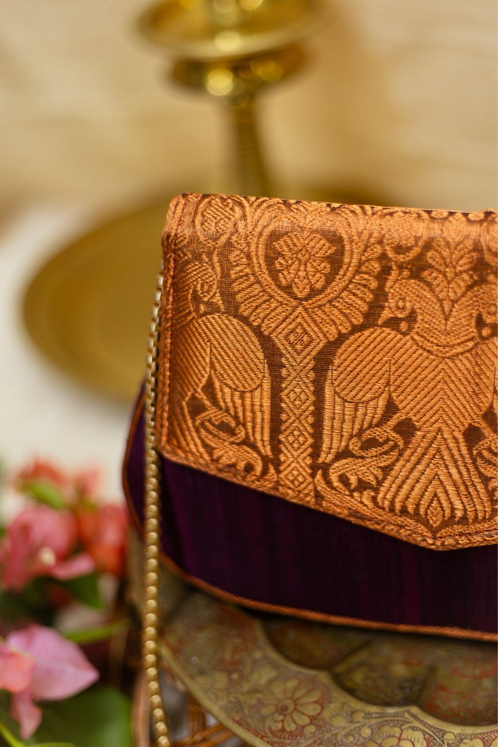 Maroon With Copper Gandabe