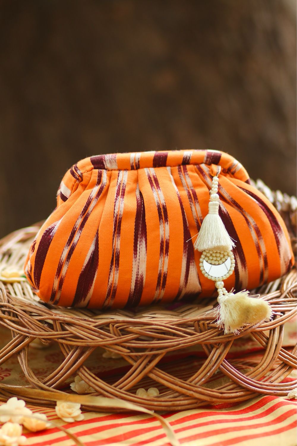 Kanakambara Satchel