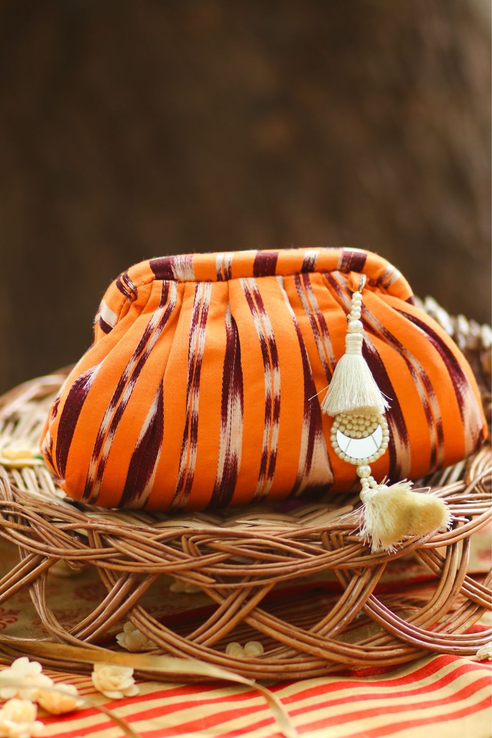 Kanakambara Satchel