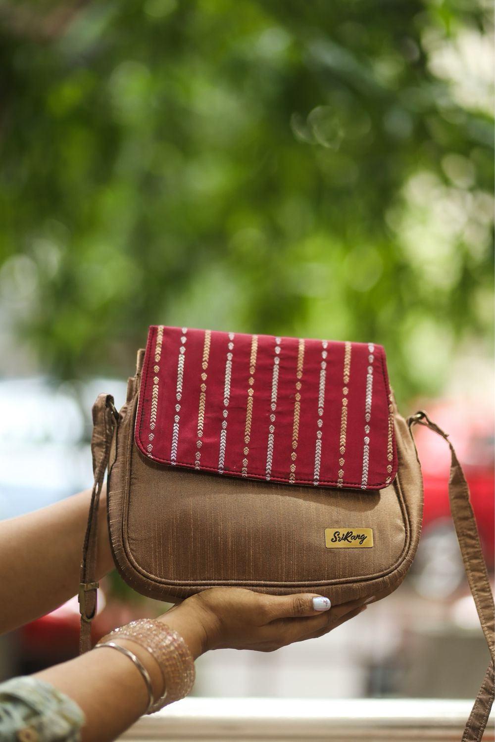 Maroon And Bronzer Padmini