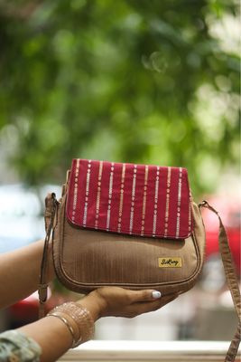 Maroon And Bronzer Padmini